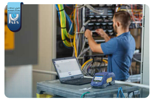 سرویس-و-نگهداری-فیبر-نوری